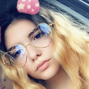 Meet your Posher, Jordan